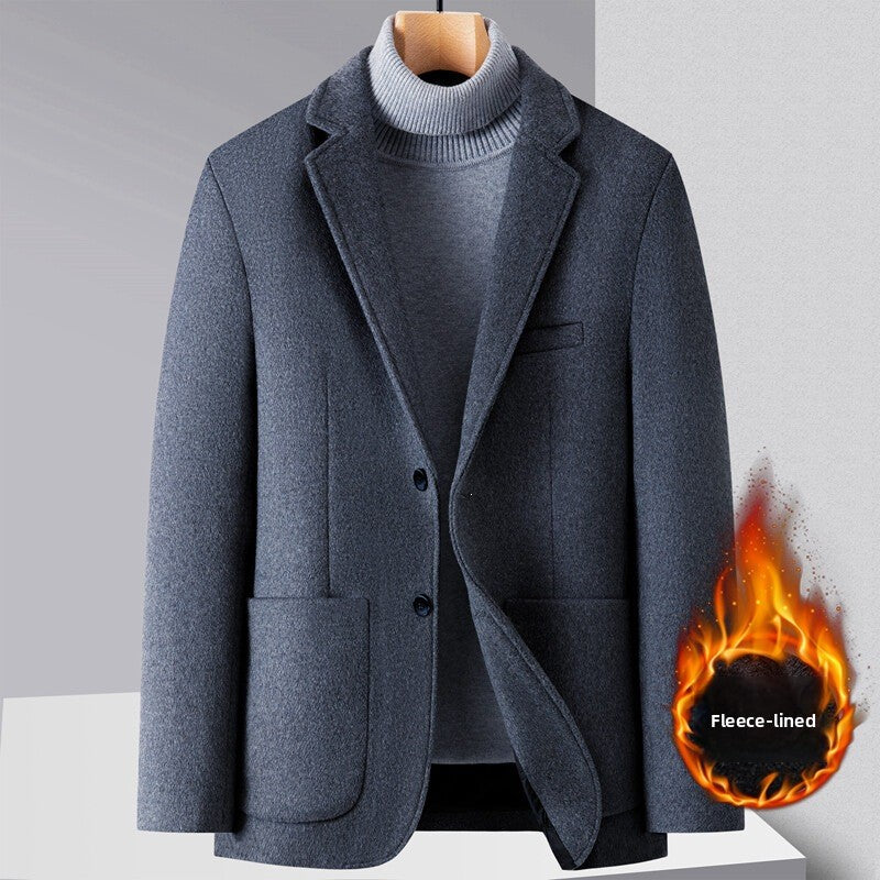 Solid-colored woolen suit