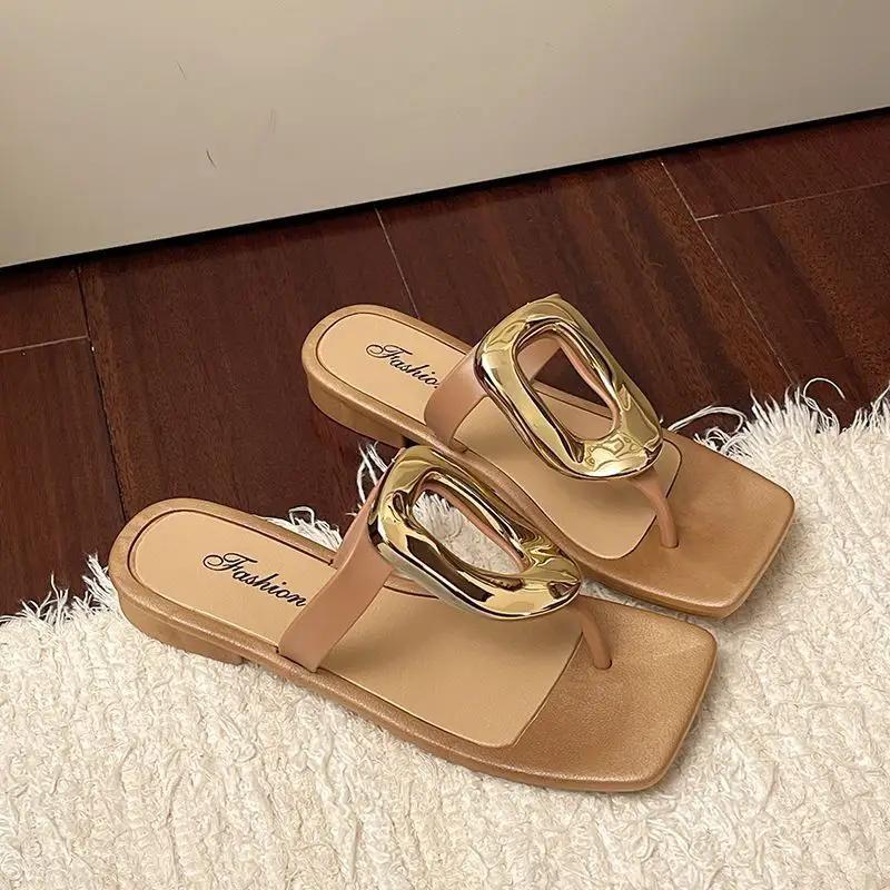 2025 New Style Square-Toe Open-Toe Thong Sandals for Outdoor Wear, Versatile Clip-Toe Casual Flat Sandals with Metal Buckle, Niche Summer Breathable Design by Dropshipman
