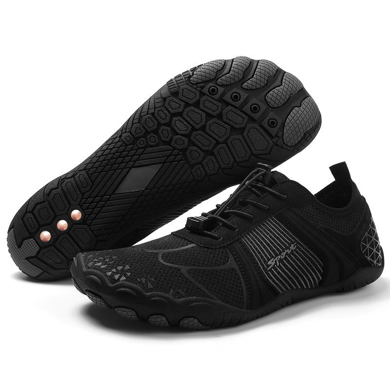Canyon-walking shoes