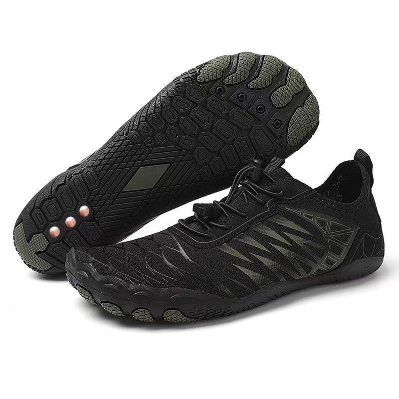 Canyon-walking shoes