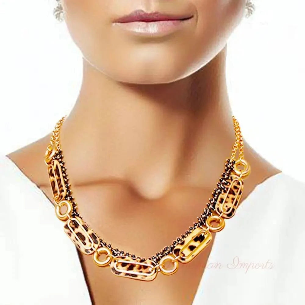Matte Gold Leopard Link Set