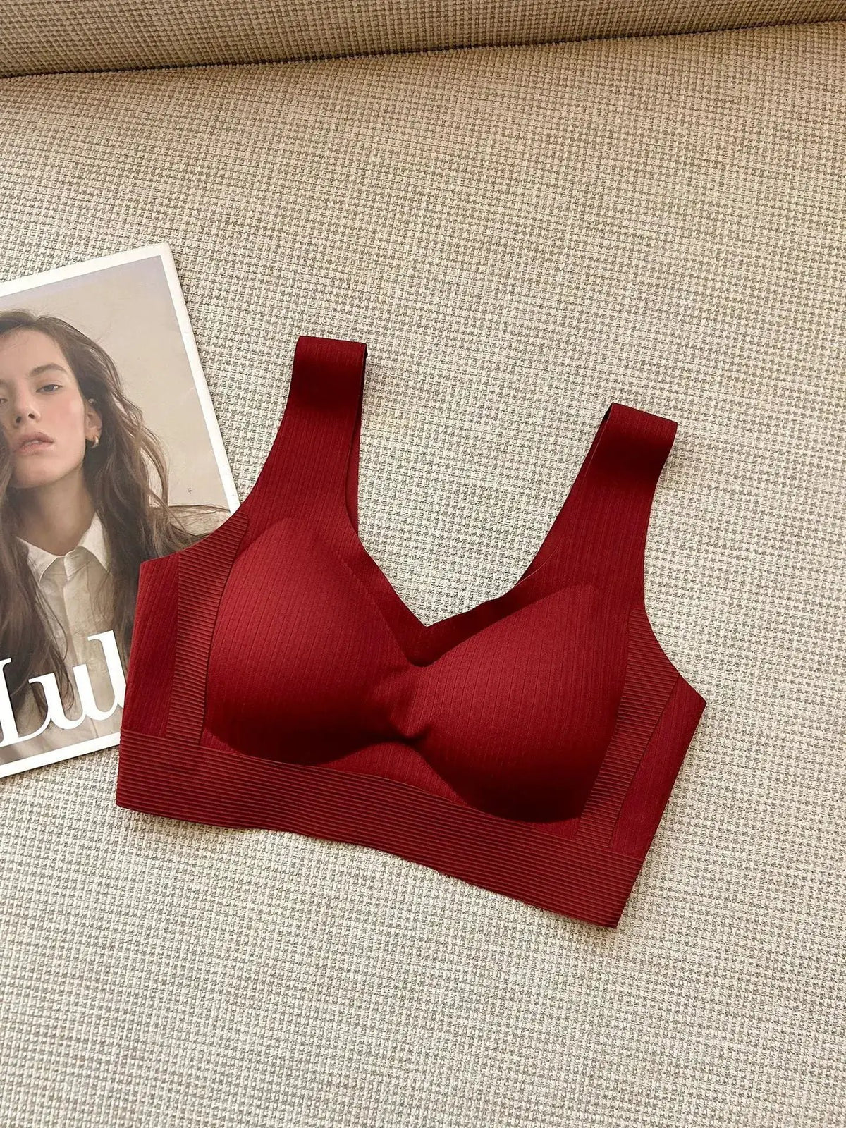 Seamless Underwear for Women with Small Busts, Thin Style, No Underwire, Fixed, No Empty Cup, Outward Expansion, Anti-Gravity Bra, Anti-Sagging by Dropshipman