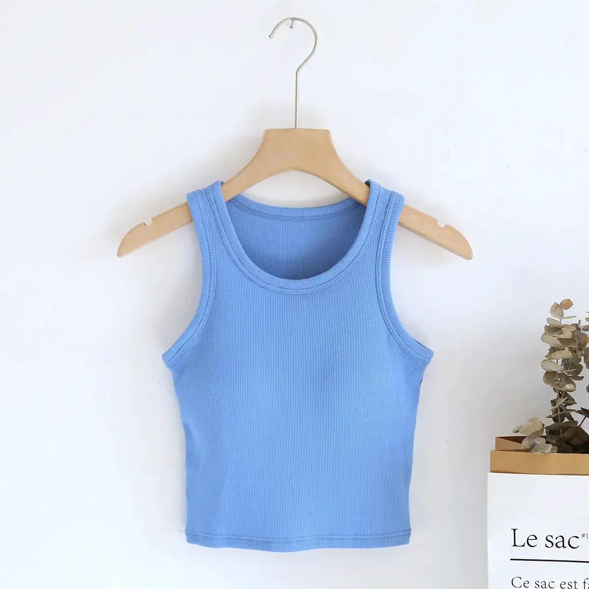 Short vest with chest pad women&