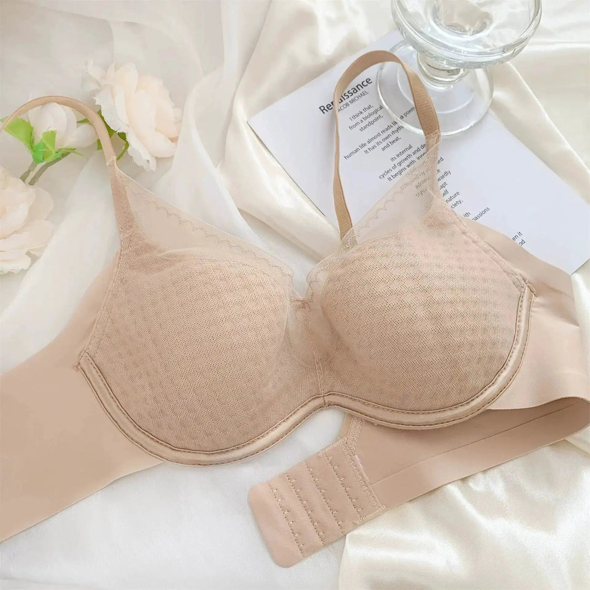 Underwear for Plus-Size Women with Large Busts, Minimizing Seamless Push-Up Thin Summer Sexy Ladies&
