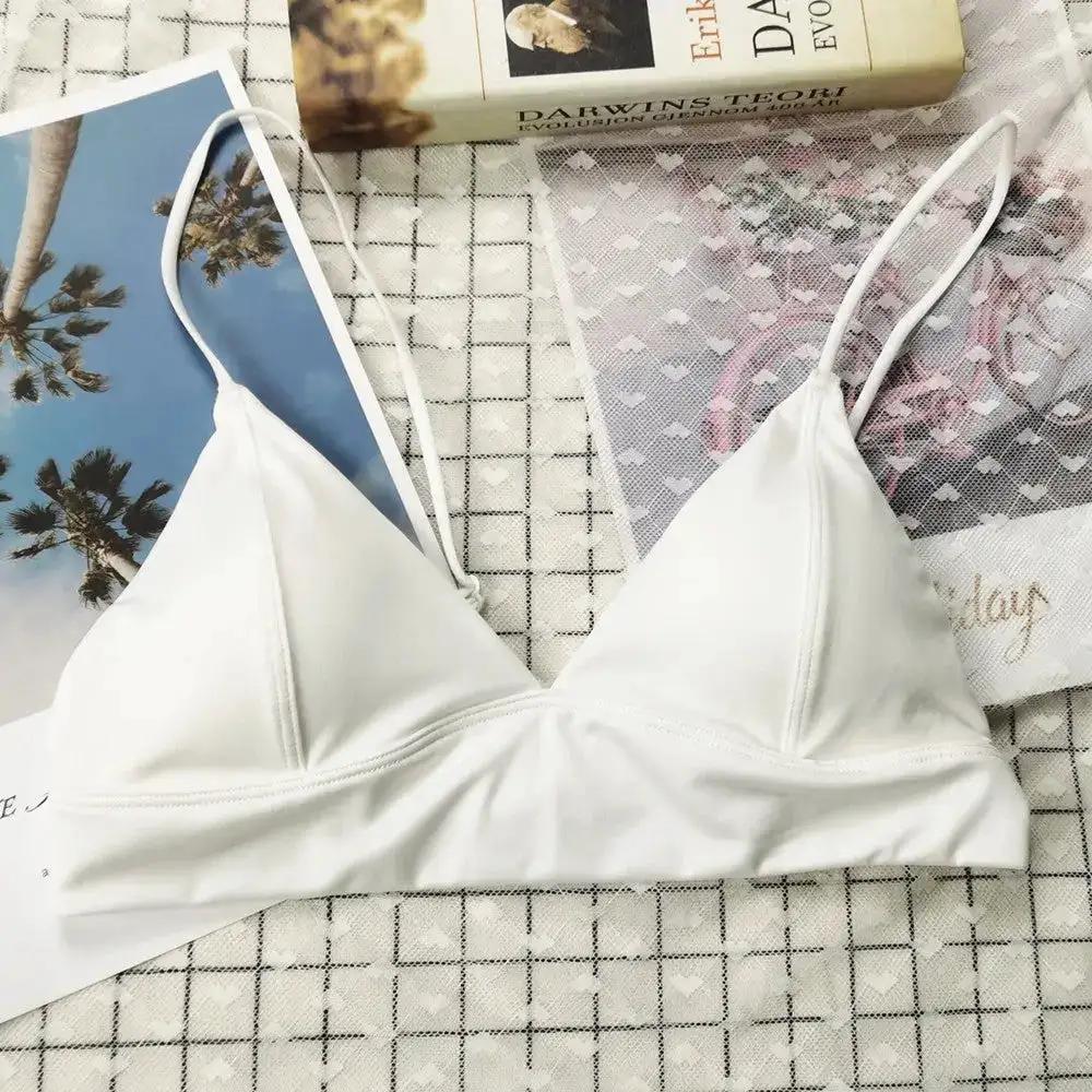 Popular French Sexy Underwear for Women Without Rims, Thin Triangular Cup, Small Breast Push-Up, Glossy Back Bra Wholesale by Dropshipman