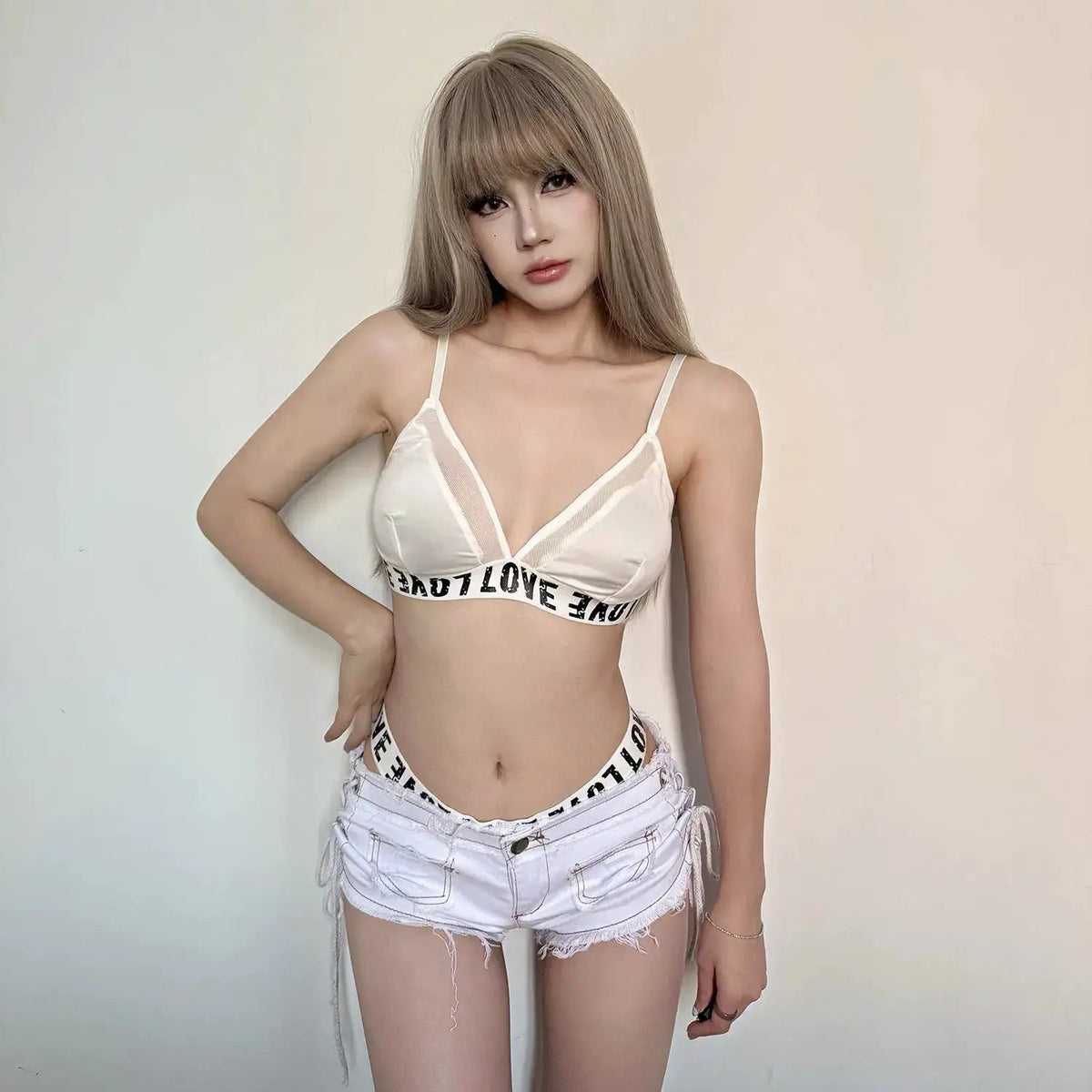 Sexy American Hot Girl Retro Low Waist Denim Shorts Women&