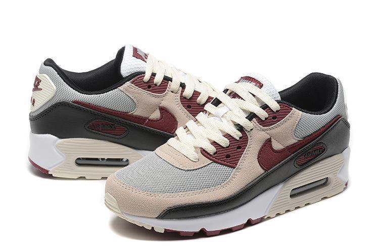 Nike Air Max 90 &