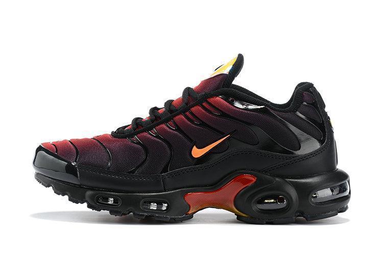 Nike Air Max Plus &