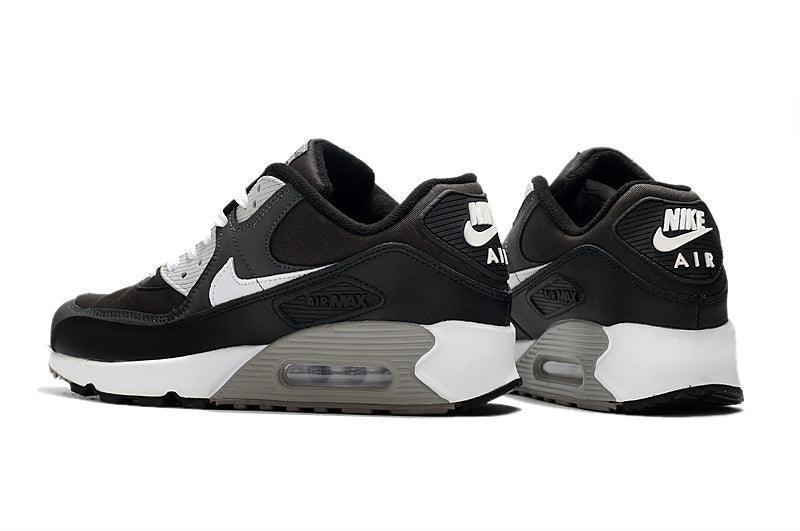 Nike Air Max 90 &