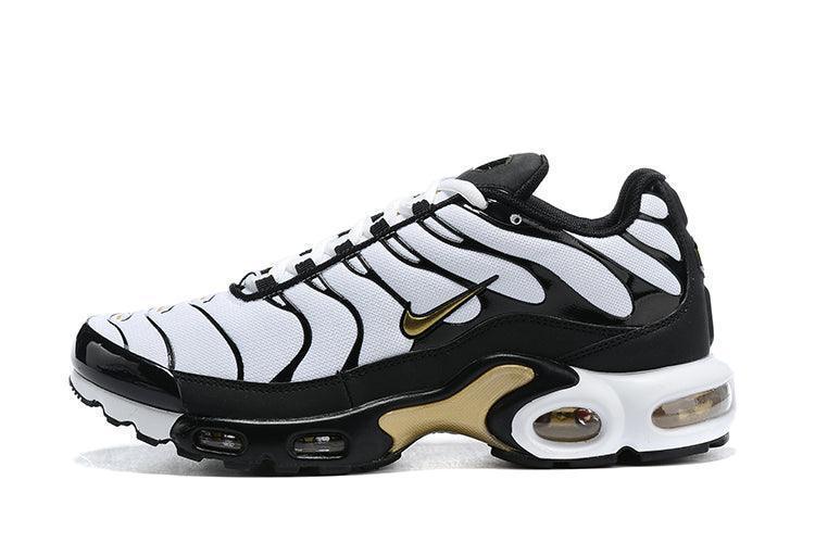 Nike Air Max Plus &