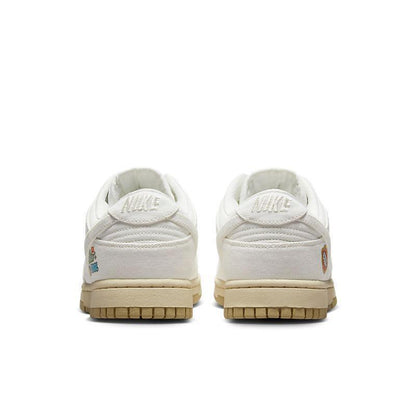 Nike Dunk Low &
