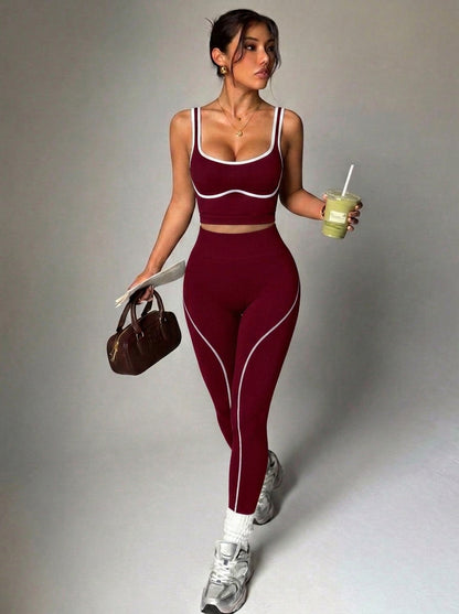 Seamless yoga workout suit