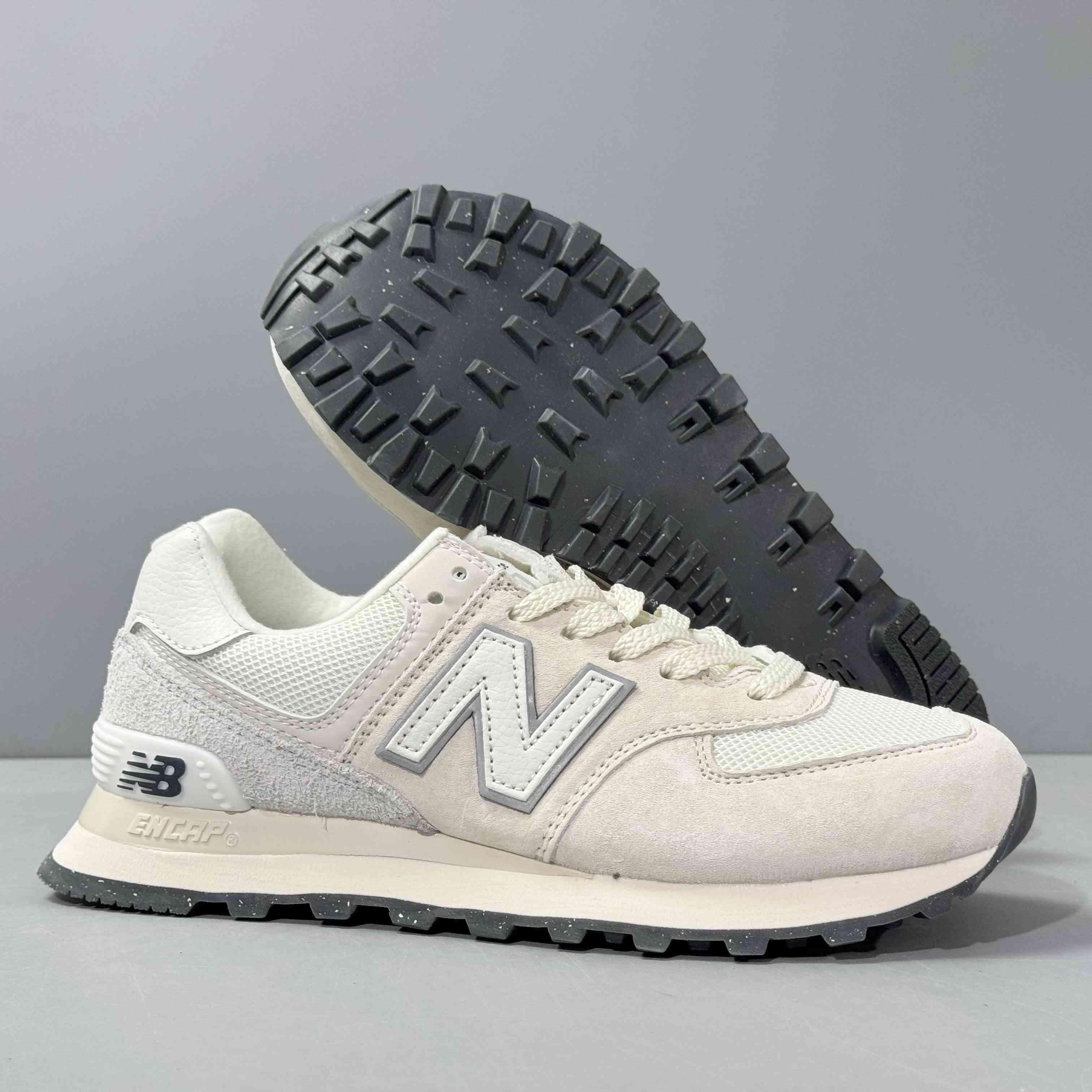 New Balance 574 &