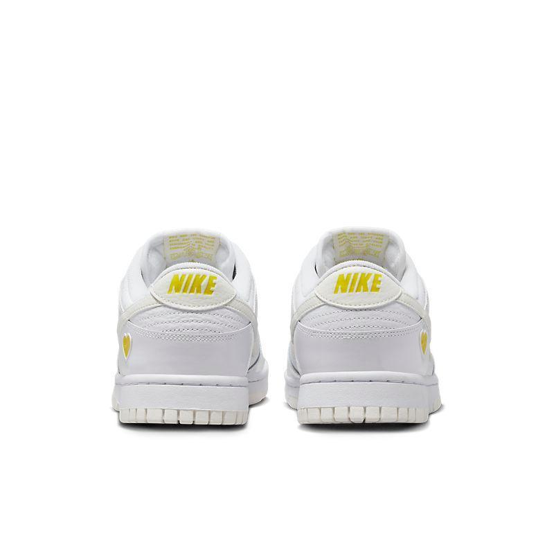 Nike Dunk Low &