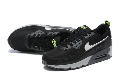 Nike Air Max 90 &