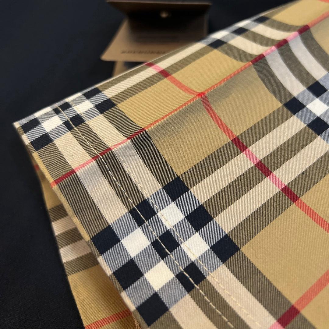 Burberry T-Shirt Without Collar &
