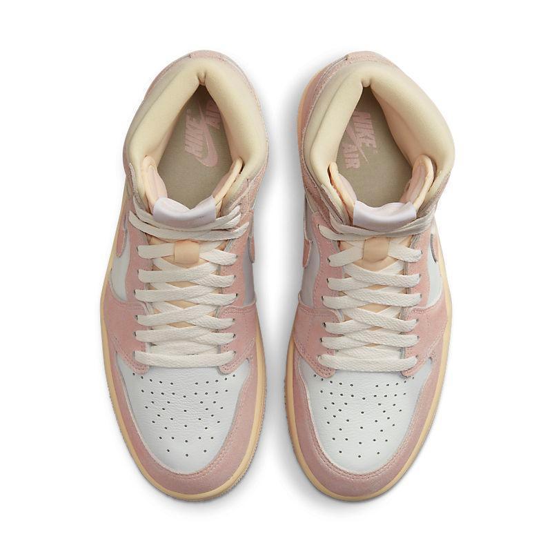 Air Jordan 1 Retro High &
