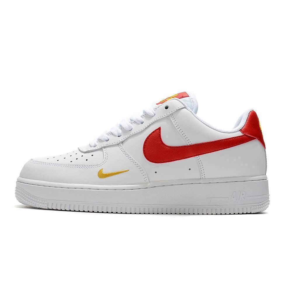 Nike Air Force 1 &