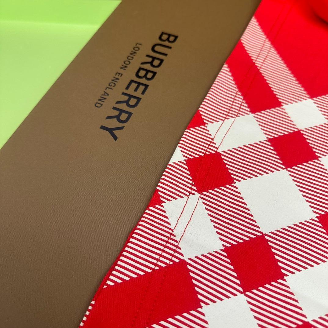 Burberry Crew Neck T-Shirt &