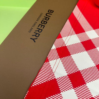 Burberry Crew Neck T-Shirt &