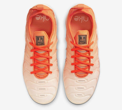 Nike Air VaporMax Plus &