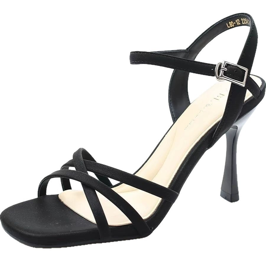 French high-heeled shoes