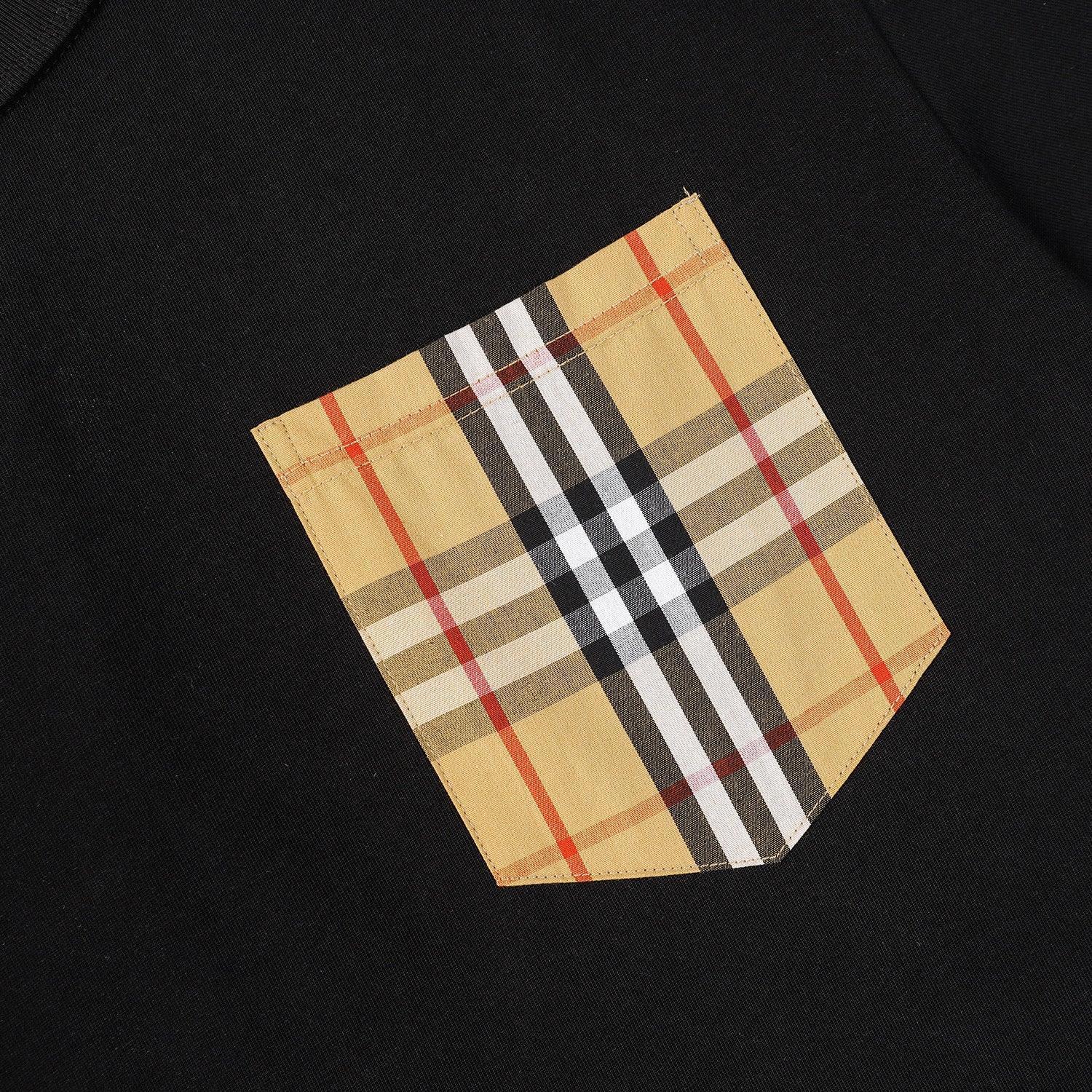 Burberry Crew Neck T-Shirt (Black &amp; Beige) – Luxury Cotton Comfort