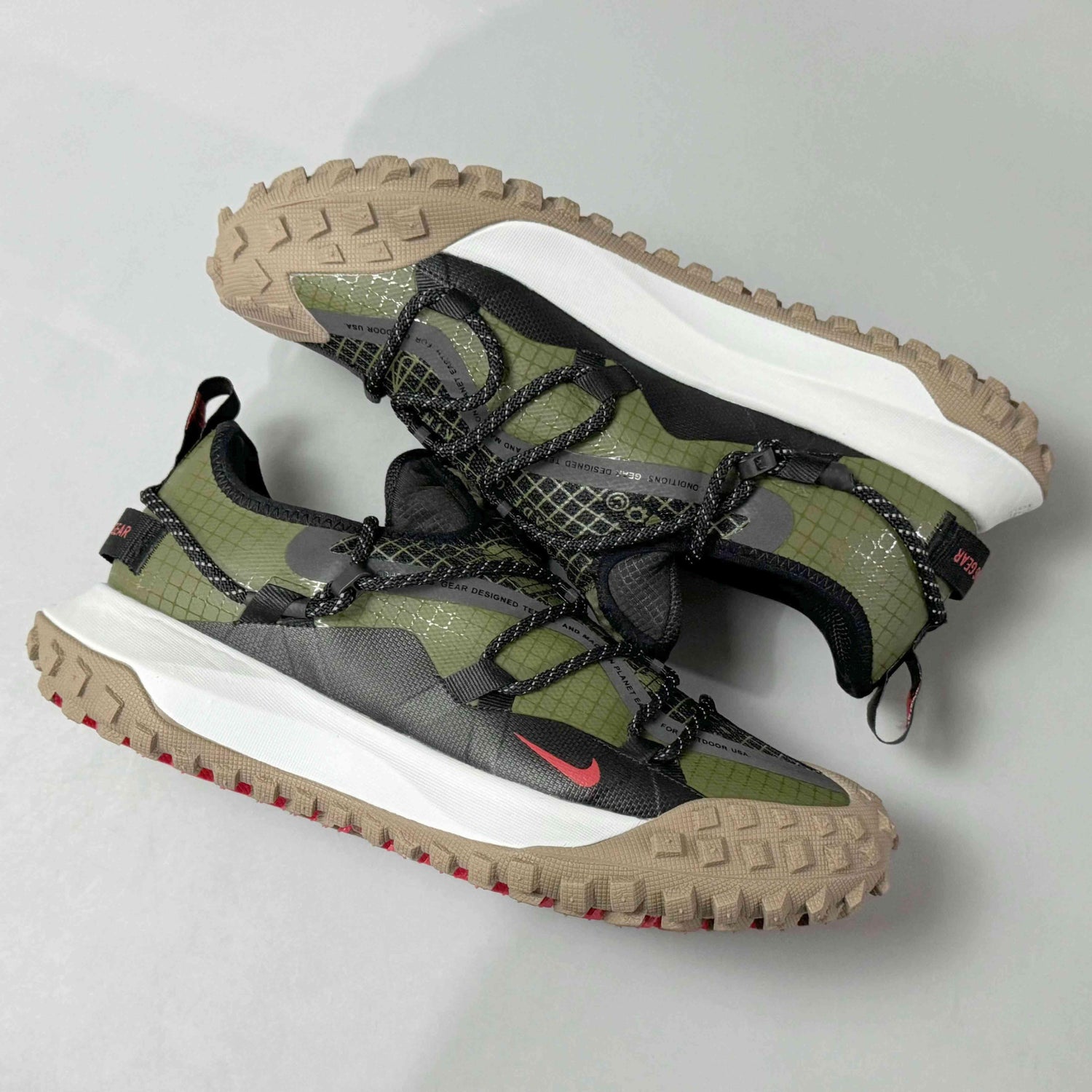 Nike ACG Mountain Fly 2 SE &