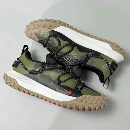 Nike ACG Mountain Fly 2 SE &