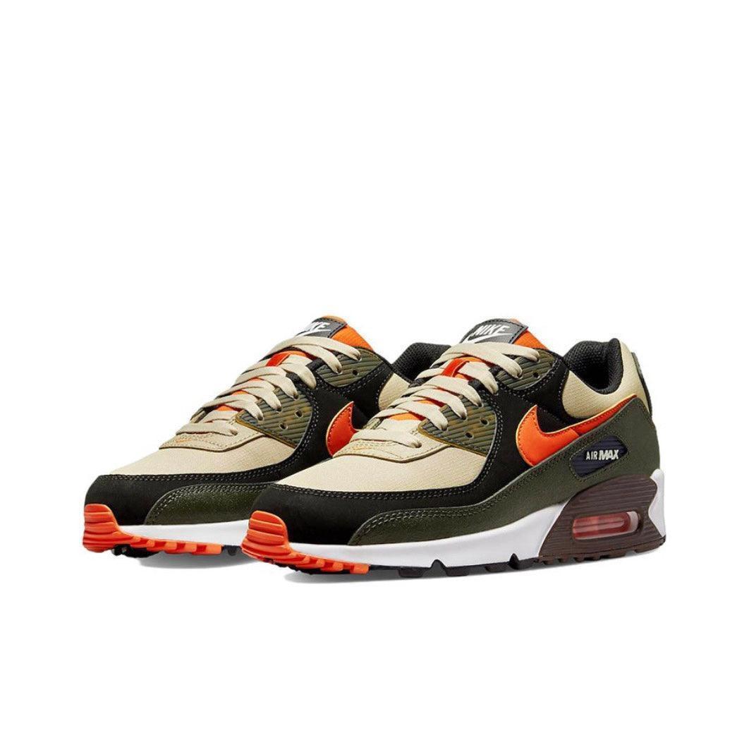 Nike Air Max 90 &