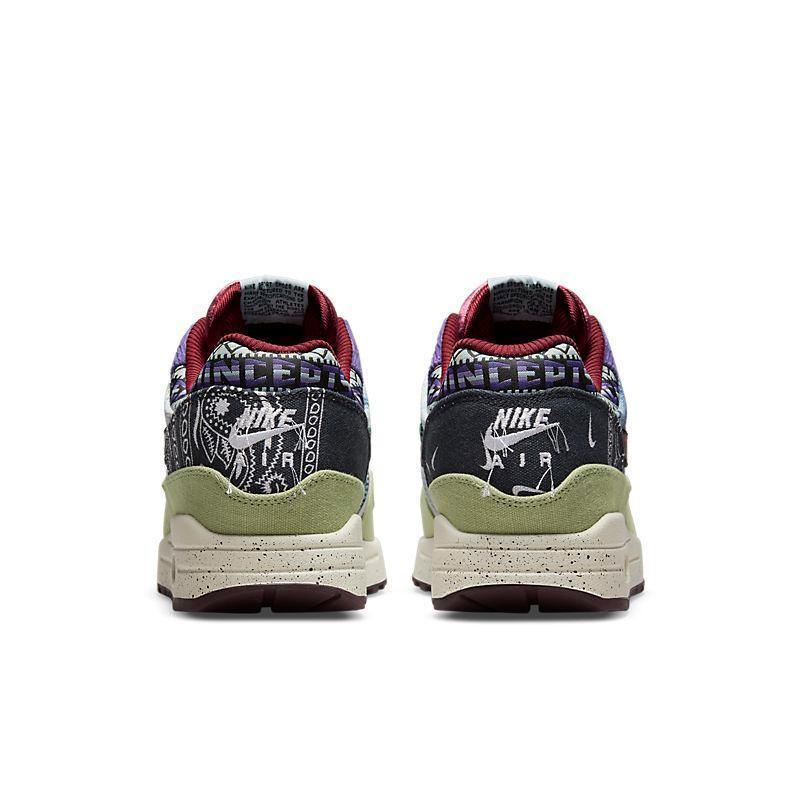 Nike Air Max 1 &