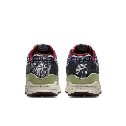 Nike Air Max 1 &