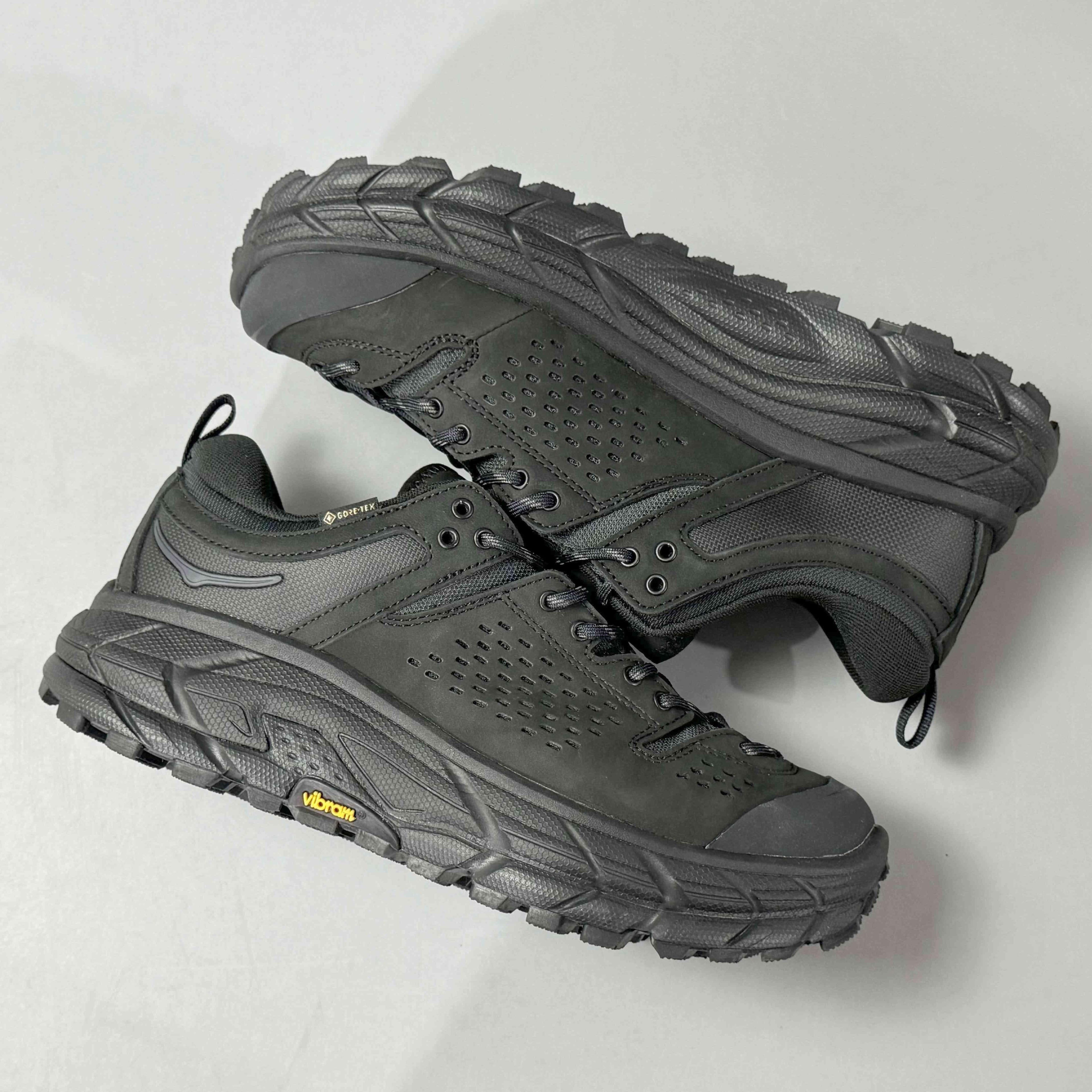 Hoka One One Tor Ultra Low &
