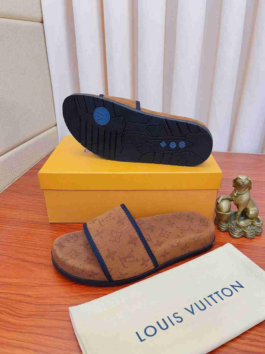 LV Sandals Brown Sandals