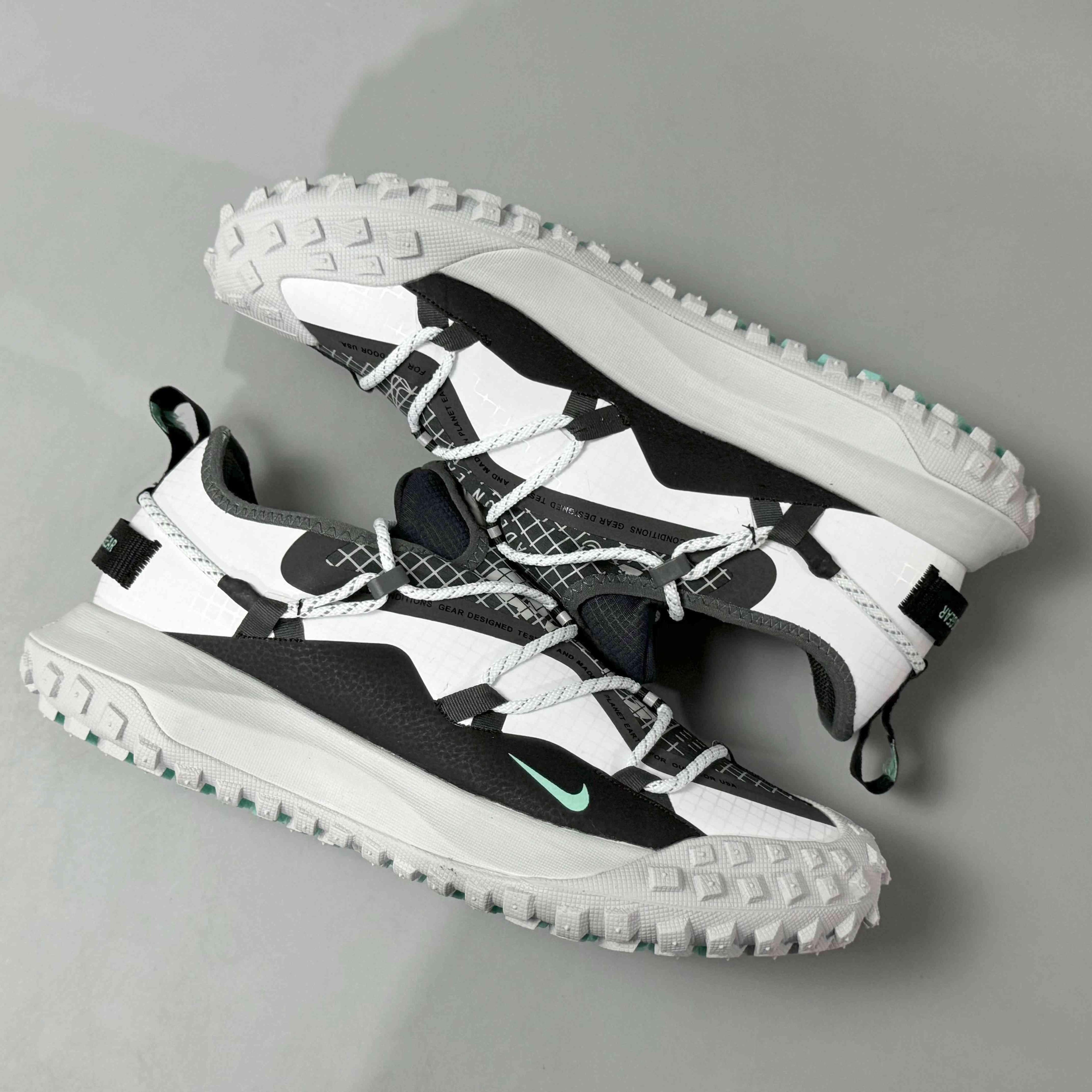Nike ACG Mountain Fly 2 SE &