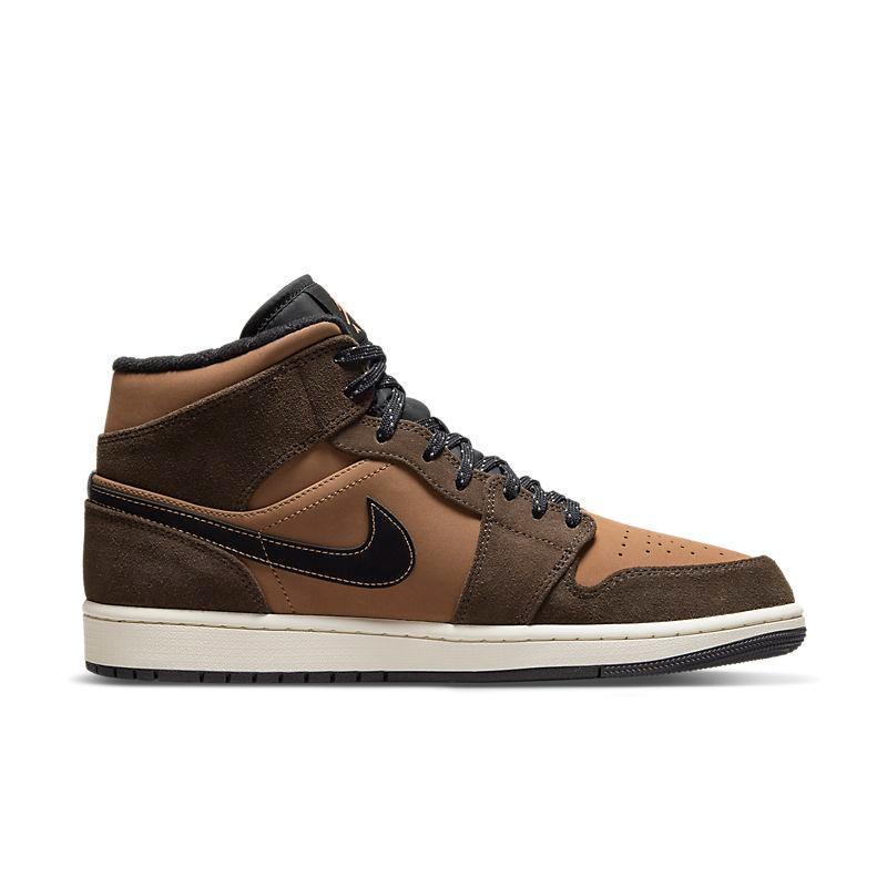 Air Jordan 1 Mid SE &