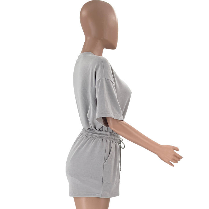 Einfarbig Rundhals Kurzarm Pullover Top Damen Kleidung Freizeit Shorts Anzug Sommer