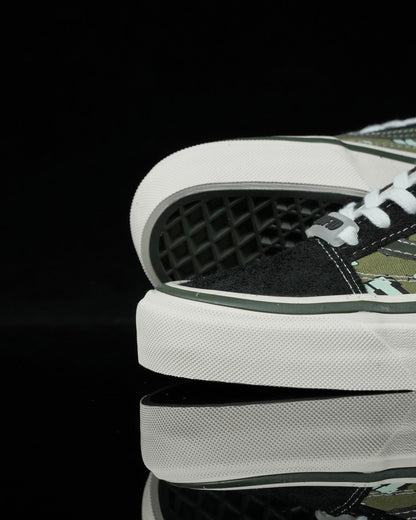 UNDEFEATED x Vans U-Man &