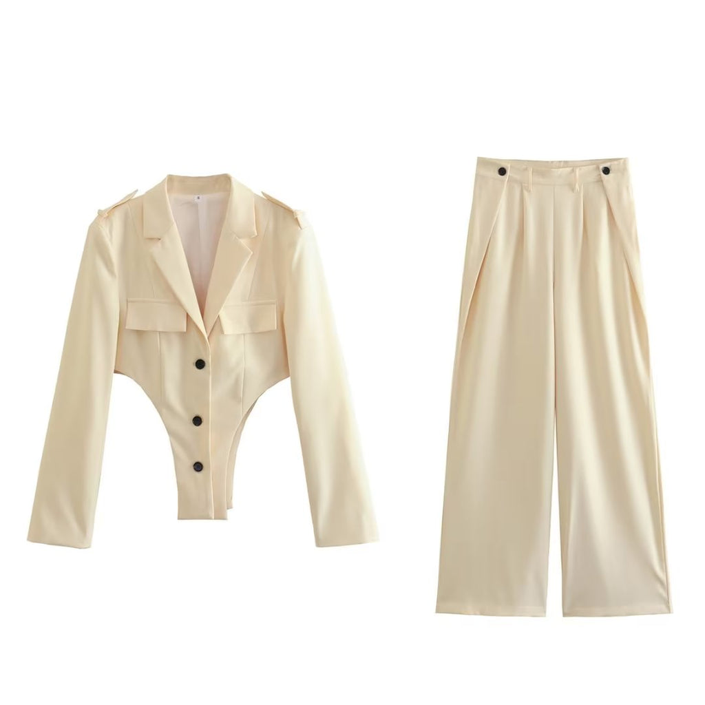 Damen Cutout-Oberteil und Hose mit hohem Bund im Falten-Design