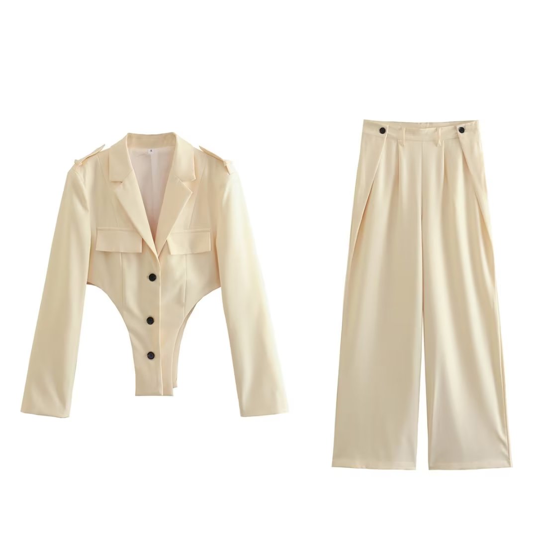 Damen Cutout-Oberteil und Hose mit hohem Bund im Falten-Design