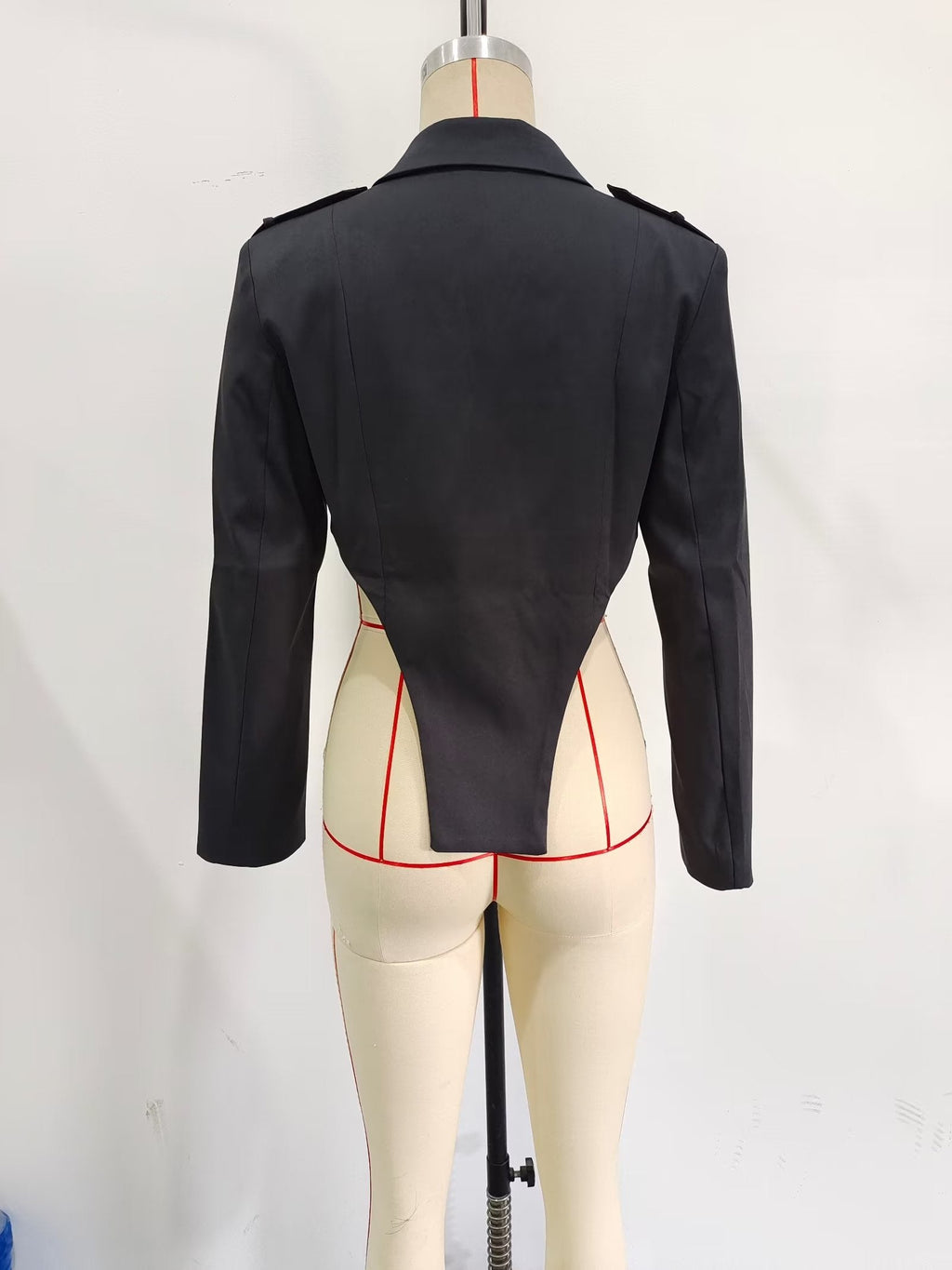 Damen Cutout-Oberteil und Hose mit hohem Bund im Falten-Design