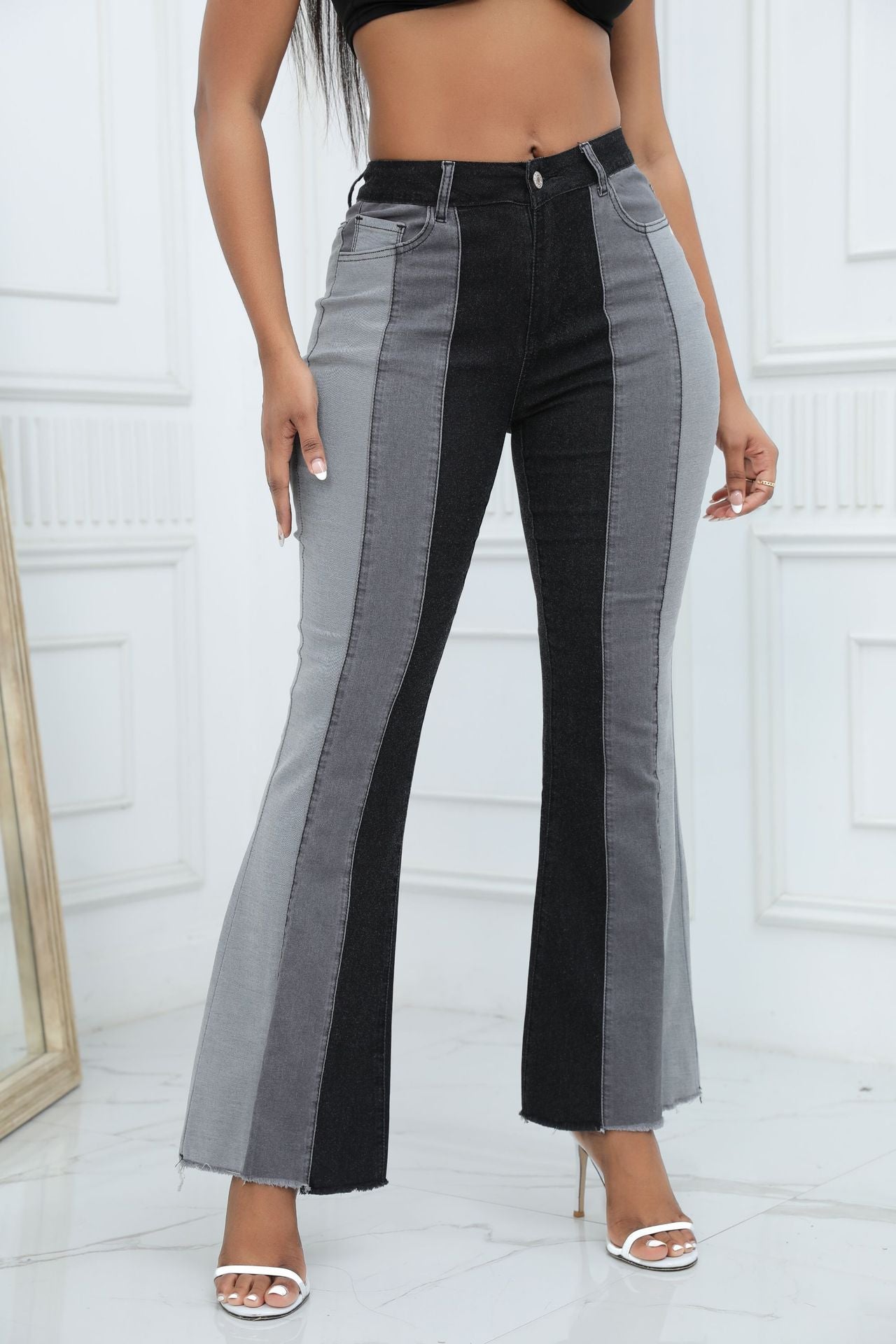 Stretch-Jeans für Damen mit Kontrastfarbe und Waschung