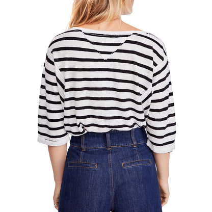 We the Free Womens Head in the Clouds Striped V Neck T-Shirt, Size Large