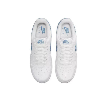 Nike Air Force 1 Low 07 &