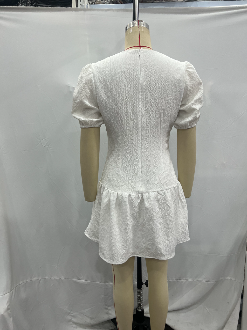 Sommer Aushöhlen Ausgeschnitten Bestickt Mittellanges Rüschenkleid Weiß Rüschen Damen