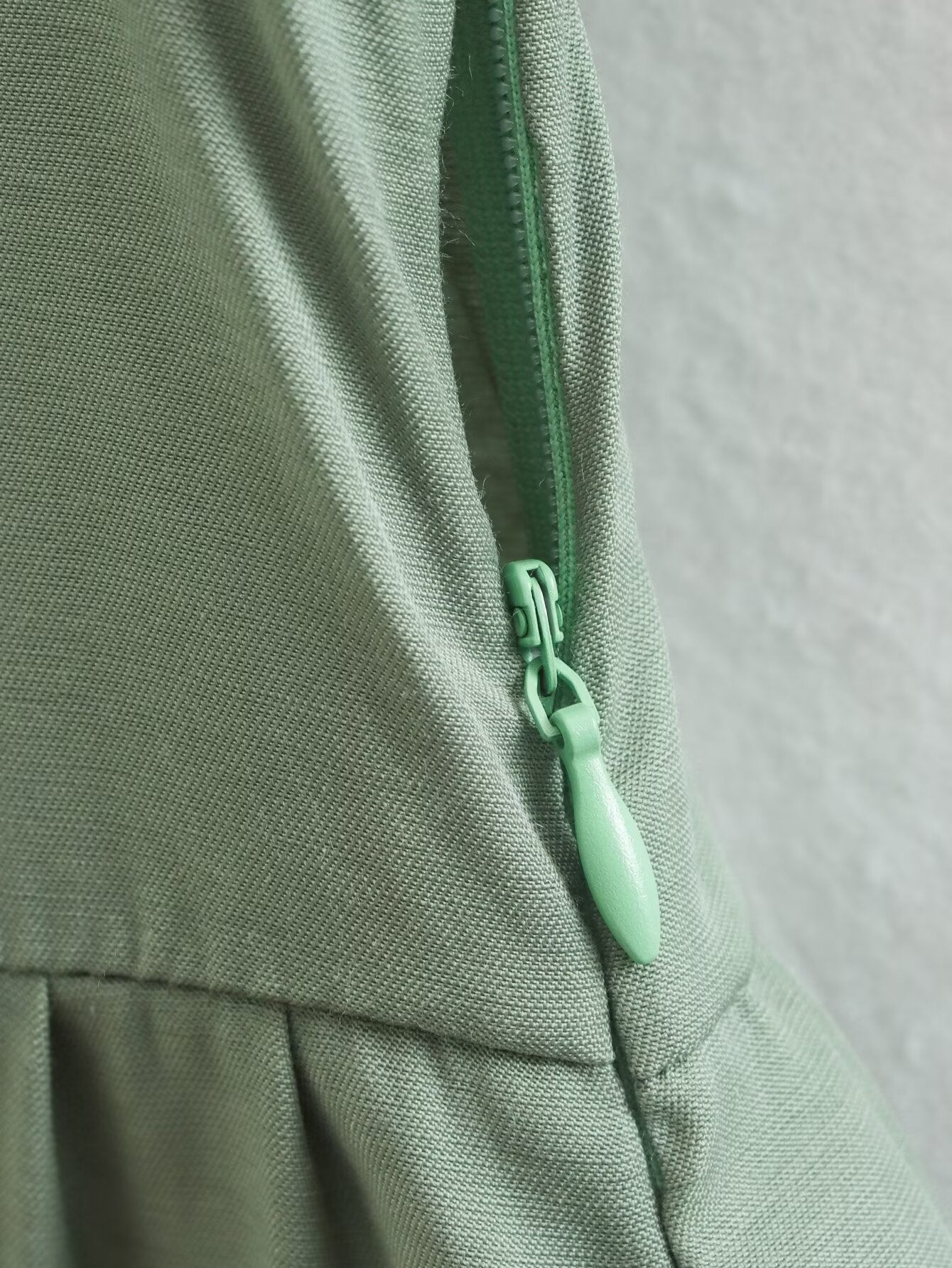 Spring Women Clothing Army Green Long Sleeve Pleated Dress