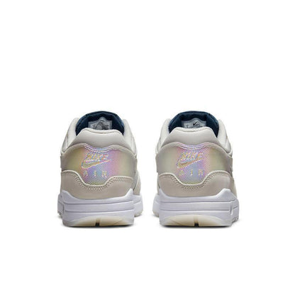 Nike Air Max 87 &
