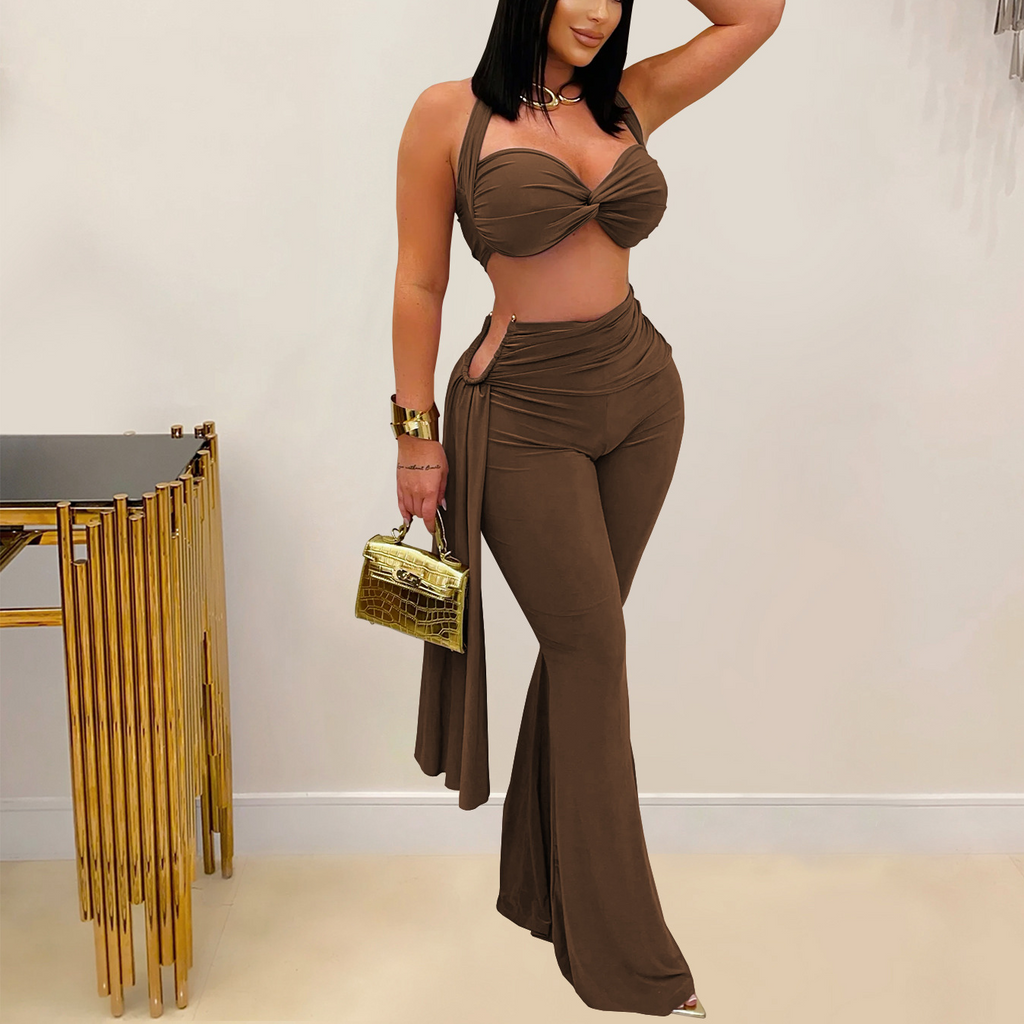 Damen tragen sexy Sommer Bandeau-Oberteil mit Hosen-Set
