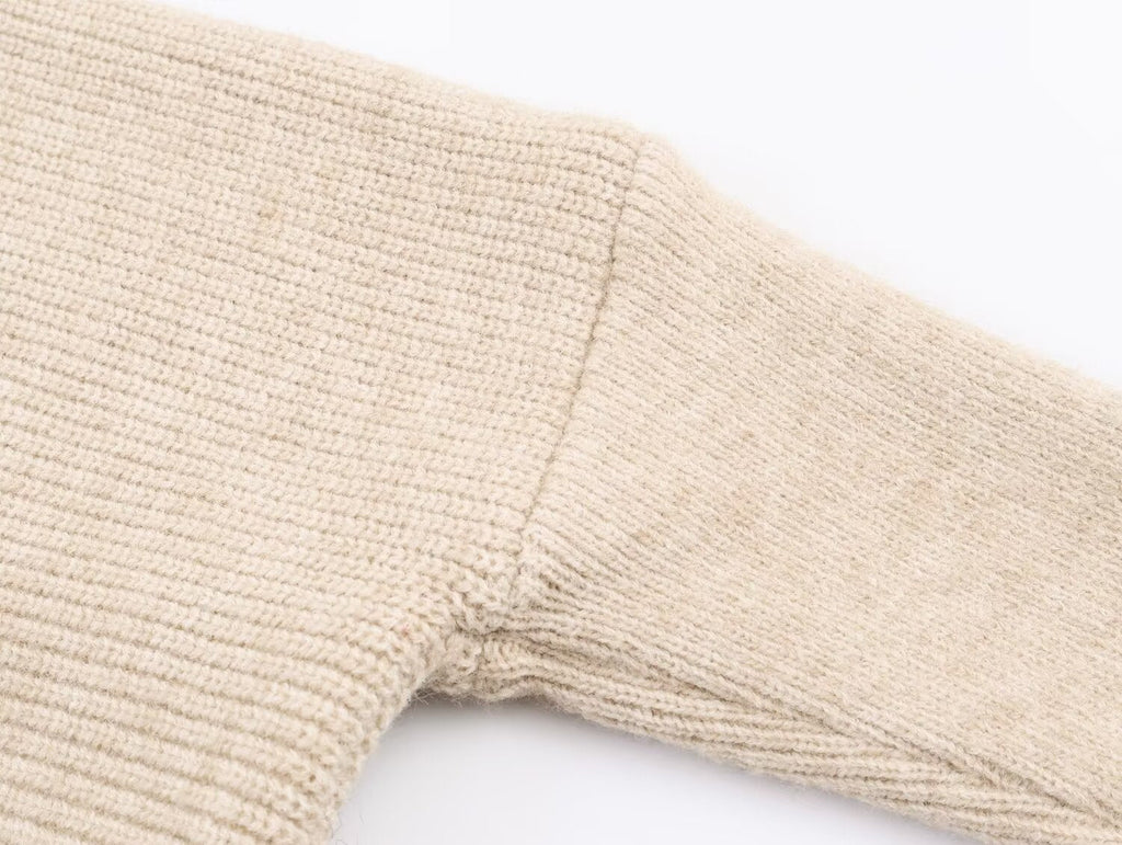 Unregelmäßiger asymmetrischer Rollkragenpullover Damen Winter Flauschiger Naht-Strickpullover Lockeres Oberteil