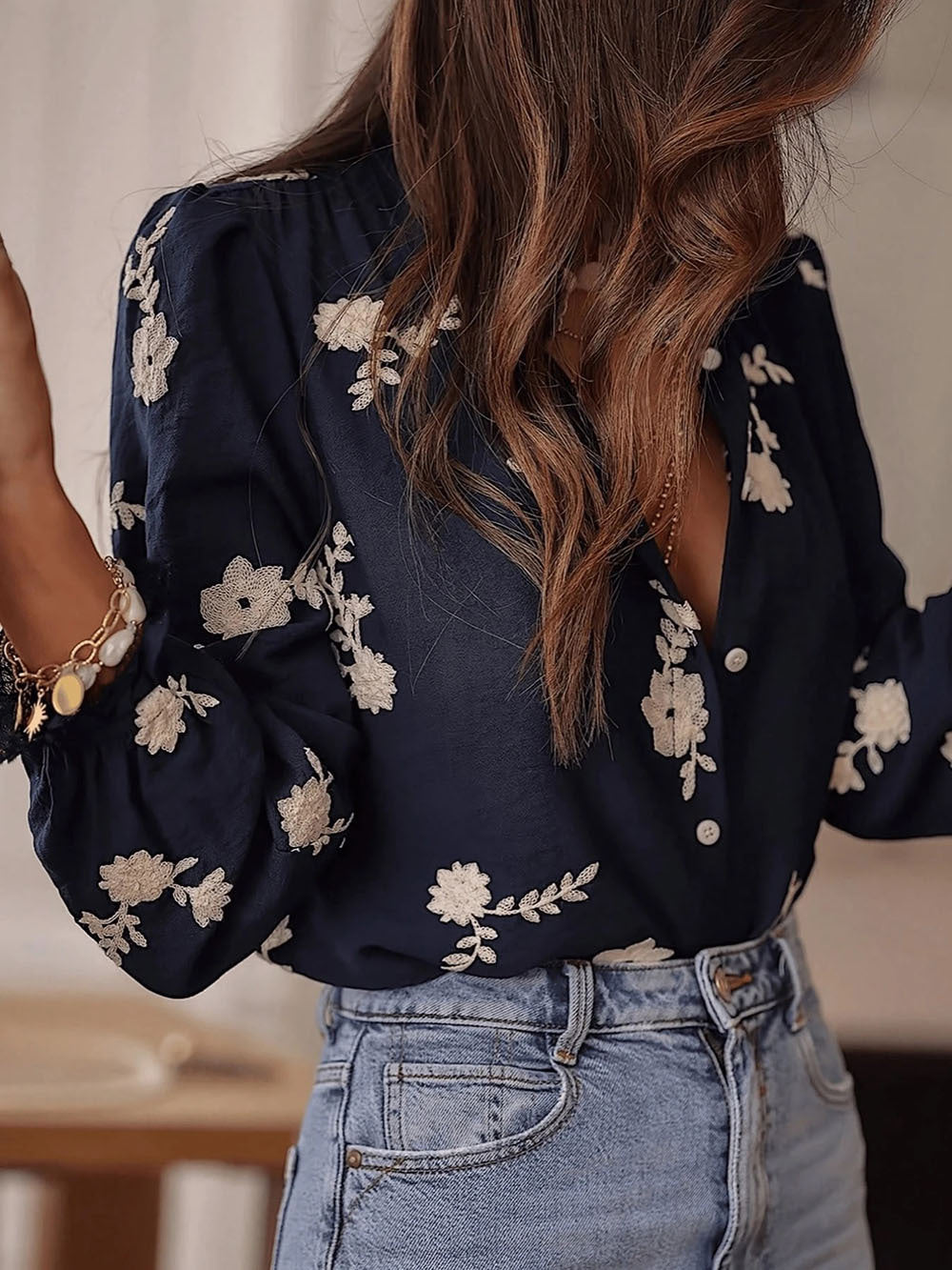 Popular Spring Autumn Women Cardigan Puff Sleeve Wooden Ear Collar Embroidered Casual Shirt Top